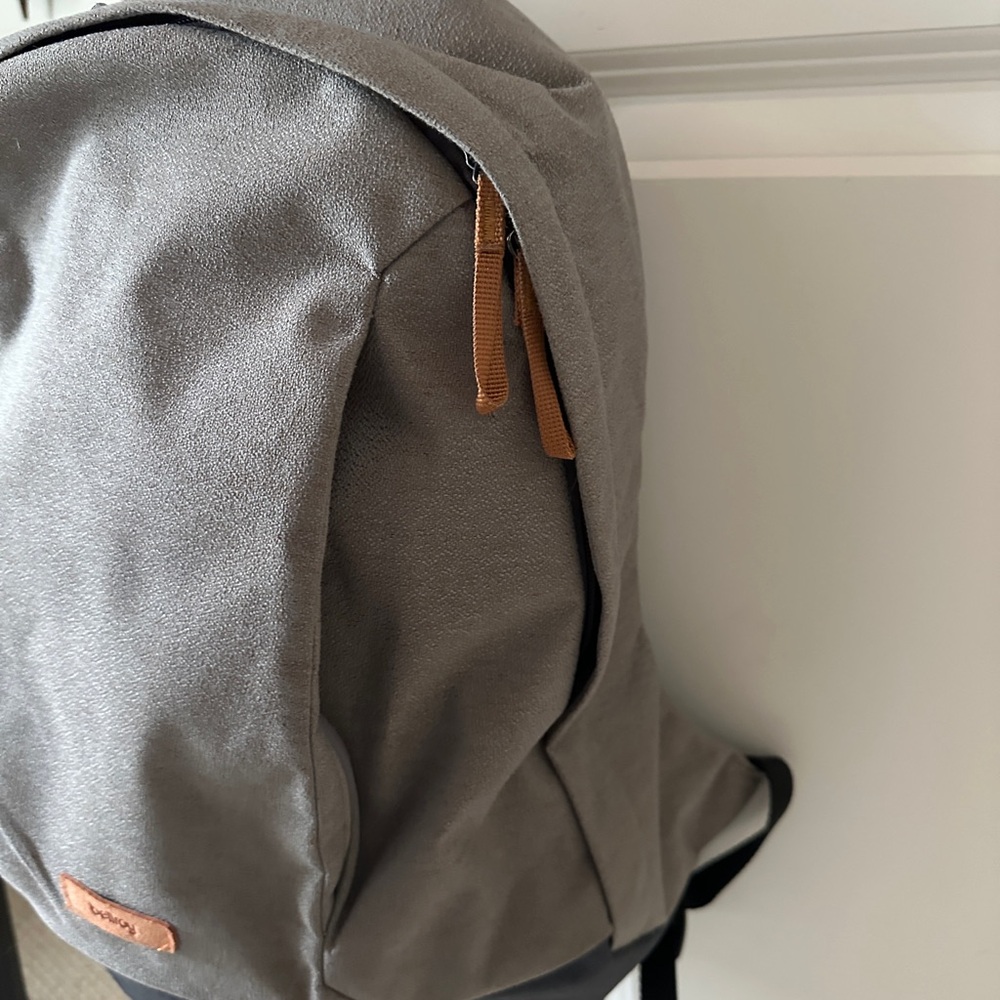 Bellroy “Classic” Backpack in excellent condition - Picture 2 of 7